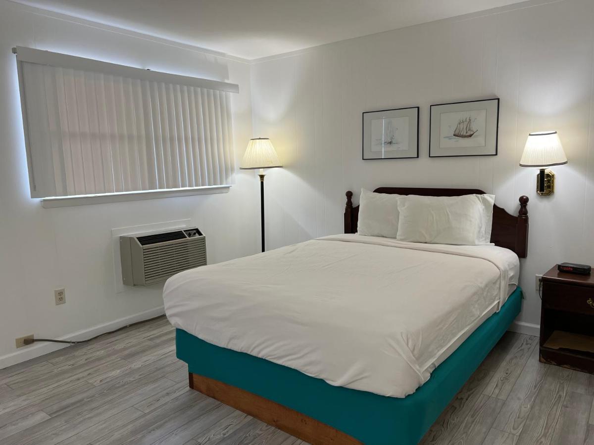 Voyager Inn Saint Ignace Εξωτερικό φωτογραφία