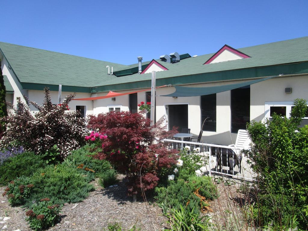 Voyager Inn Saint Ignace Εξωτερικό φωτογραφία