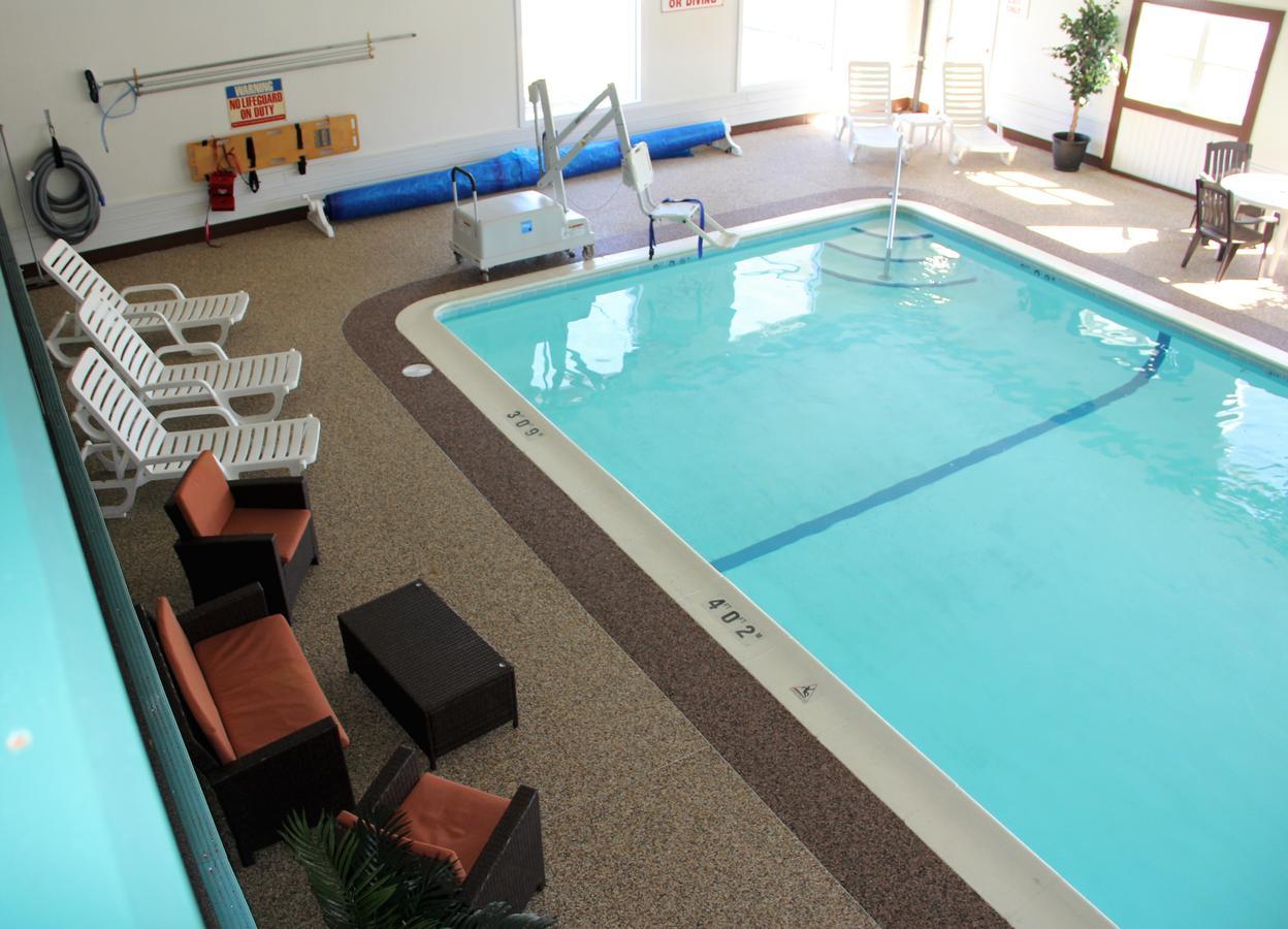 Voyager Inn Saint Ignace Εξωτερικό φωτογραφία